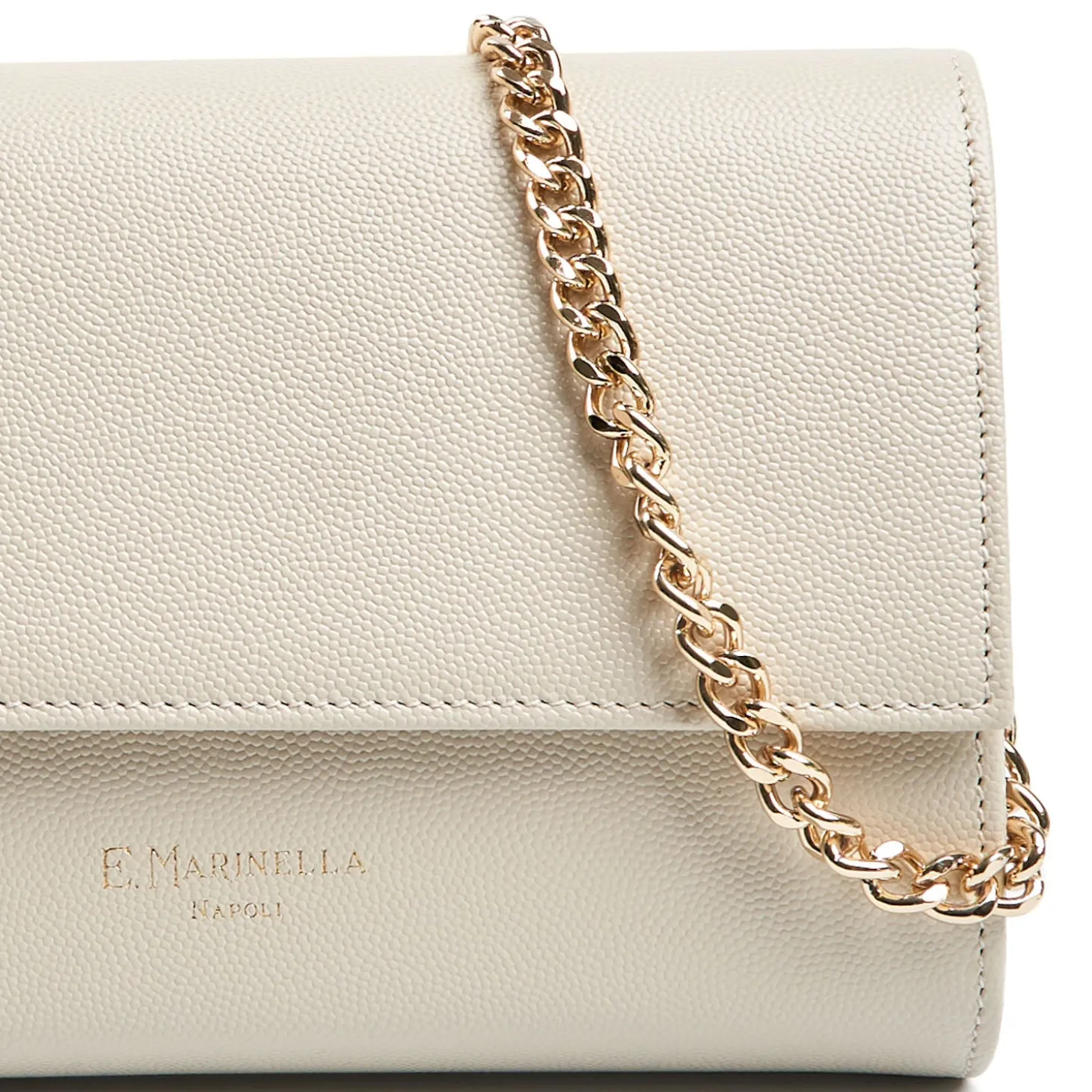 CLUTCH BAG BEIGE In pelle bottolata