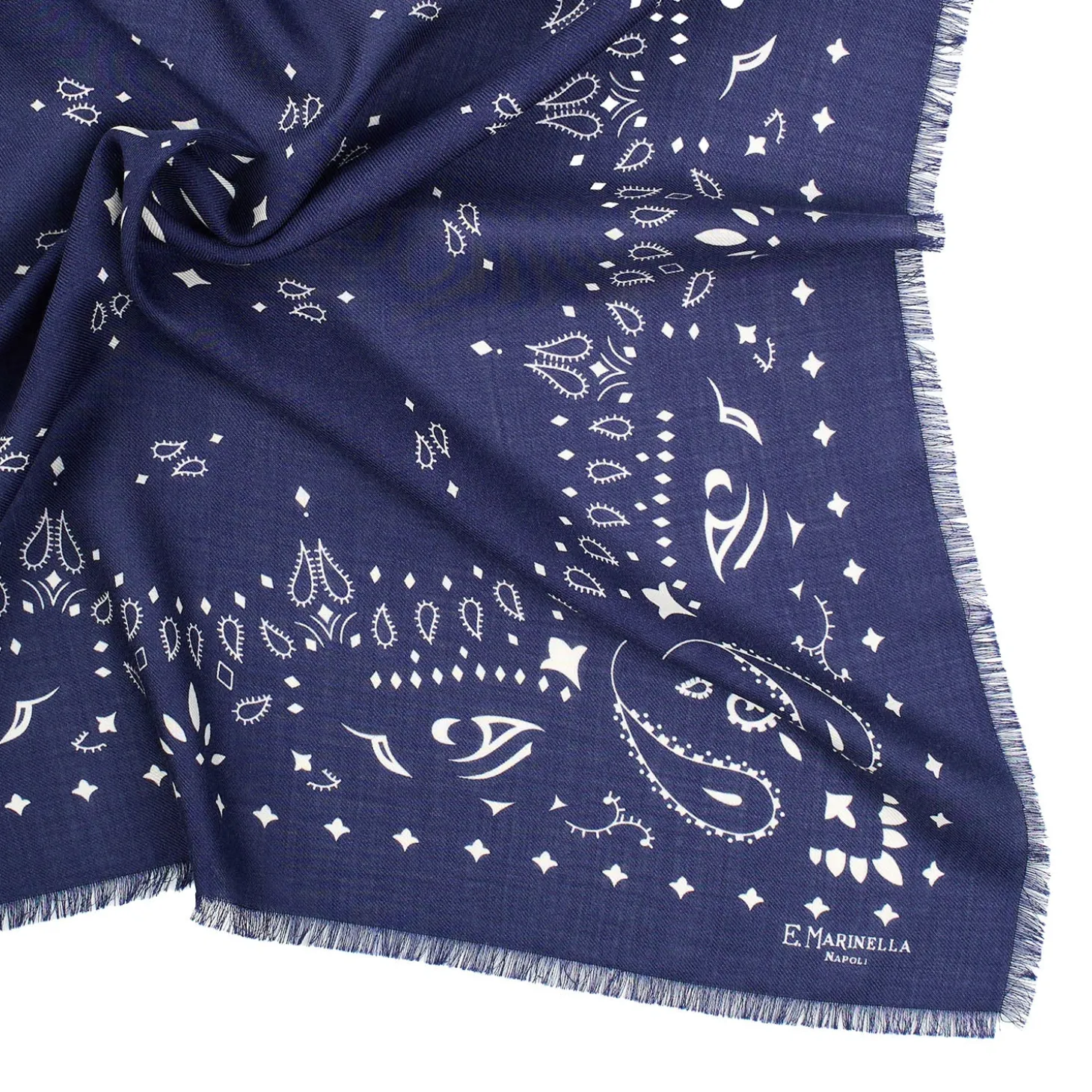 FOULARD IN LANA, CASHMERE E SETA 65 BLU SCURO Paisley