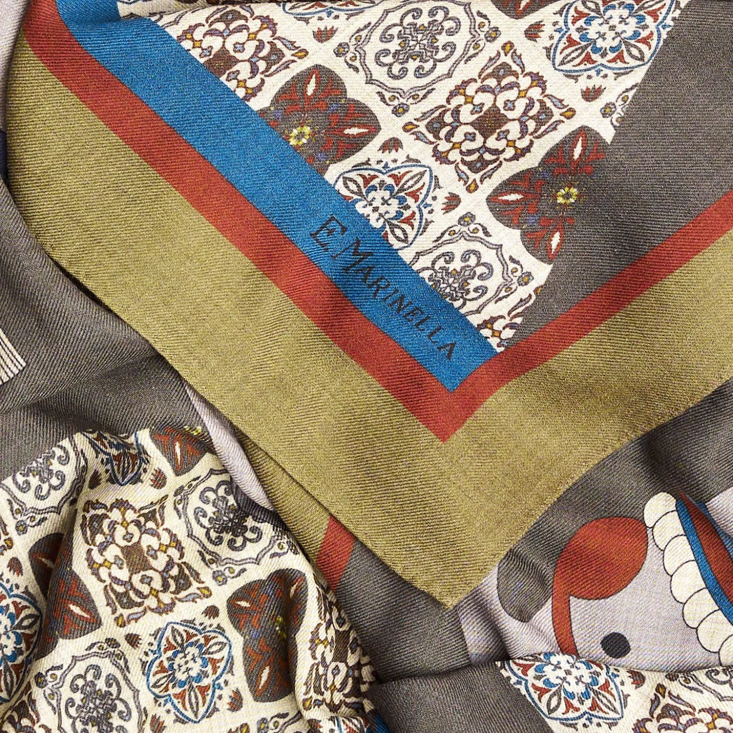 FOULARD VERDE CHIARO E GRIGIO IN LANA Motivo etnico