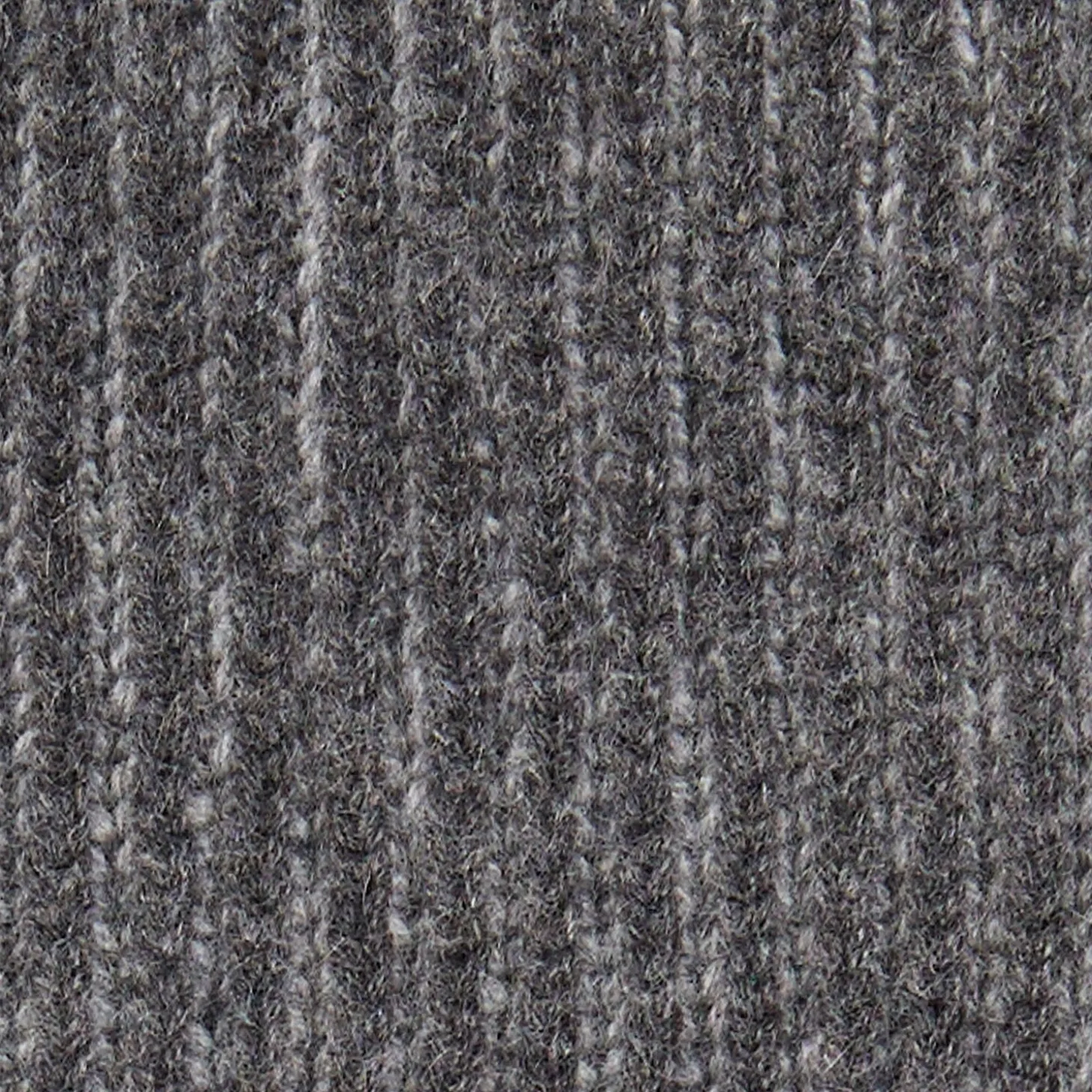 SCALDACOLLO GRIGIO SCURO IN CASHMERESolid color