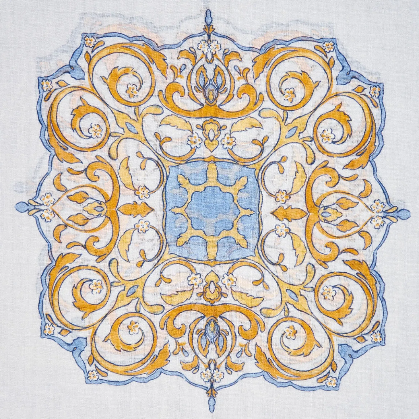 STOLA AZZURRA IN LANA Fantasia medaglioni